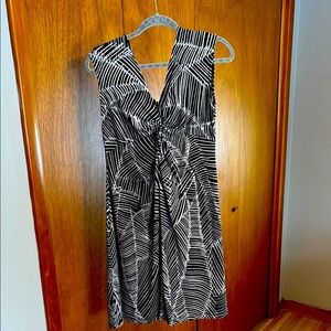 Black and White Geometric Dress